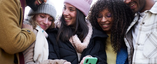 Maximizing Your Travel Budget: How to Save Money on Travel Expenses with Rentolf Rentals